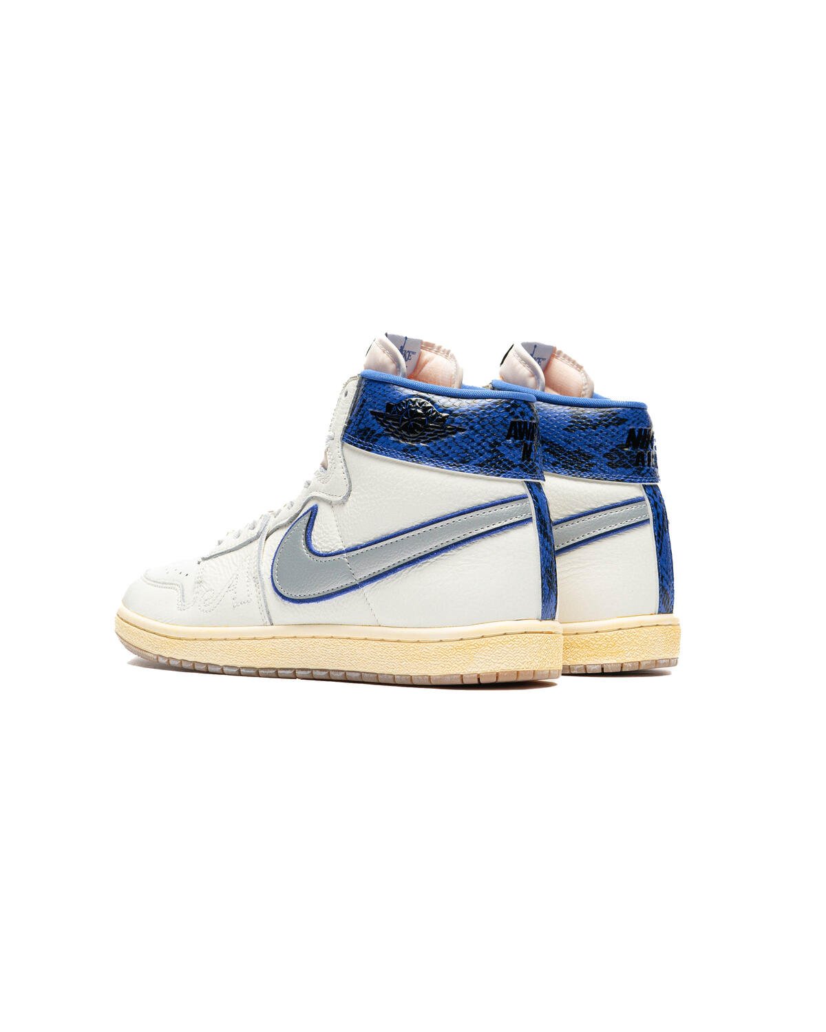 air-jordan-air-ship-pe-sp-sail